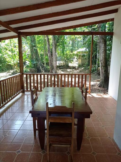 Green Papaya Villa Puerto Viejo de Talamanca Luaran gambar